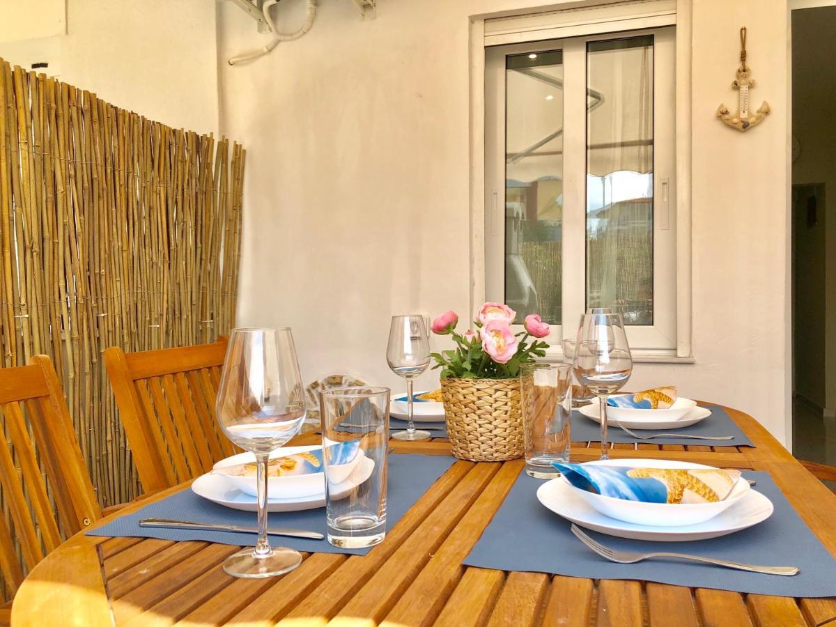 Sun Rise Apartment Peraia  ภายนอก รูปภาพ