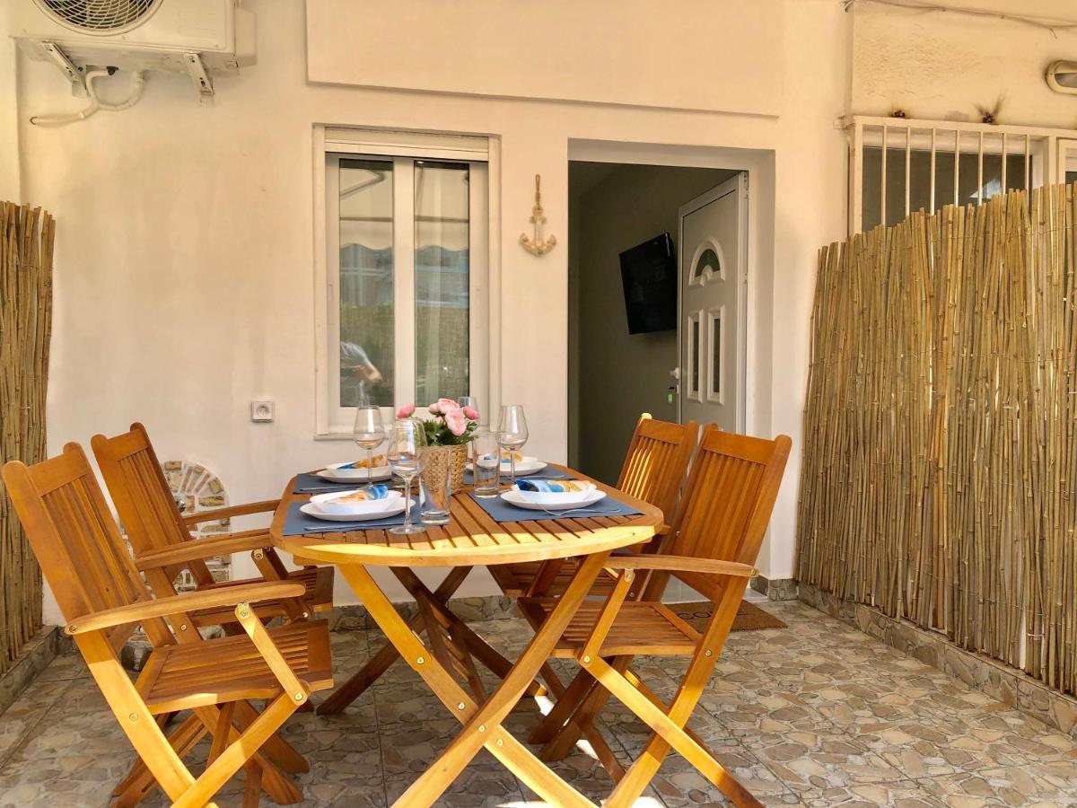 Sun Rise Apartment Peraia  ภายนอก รูปภาพ