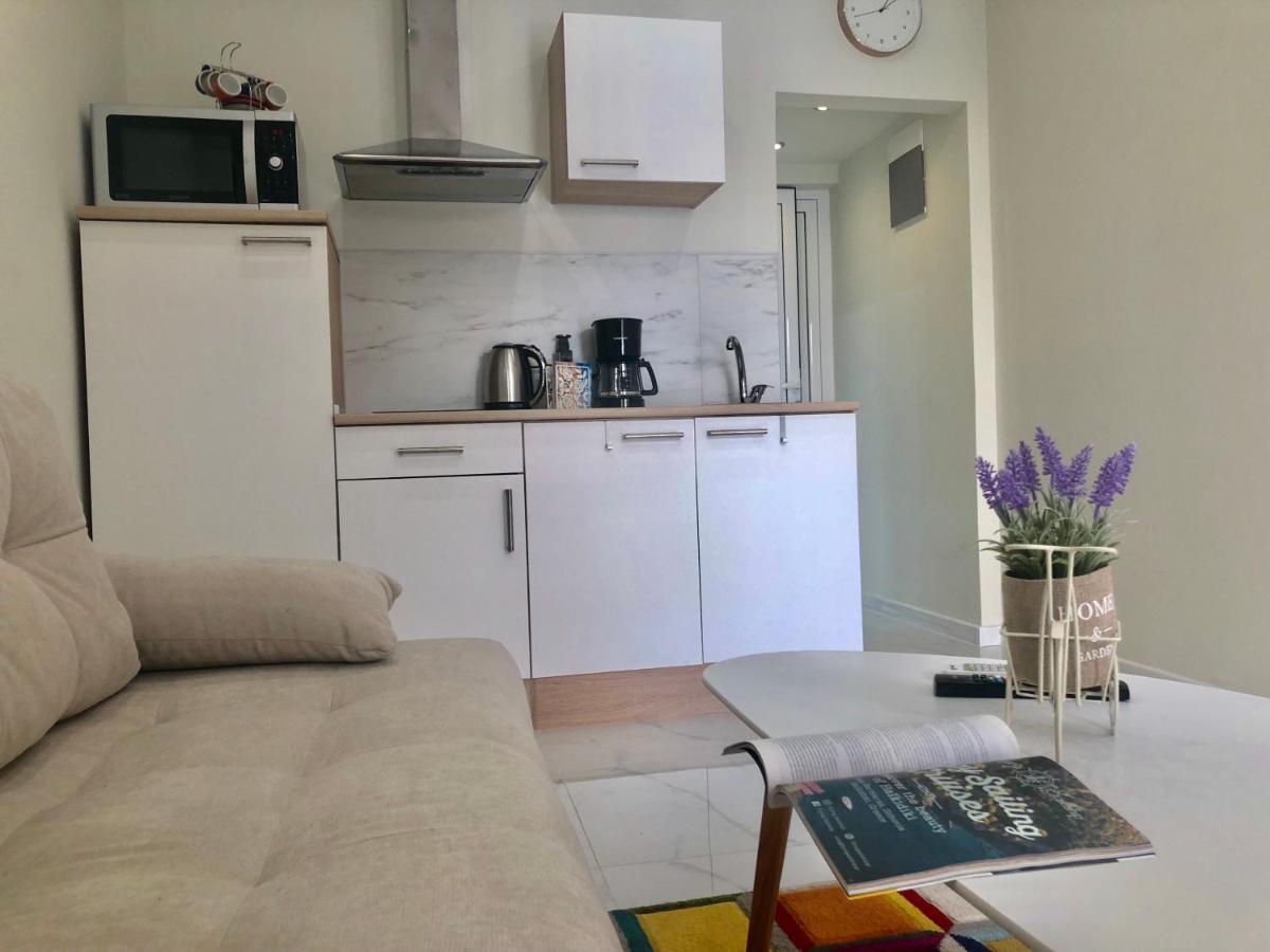 Sun Rise Apartment Peraia  ภายนอก รูปภาพ